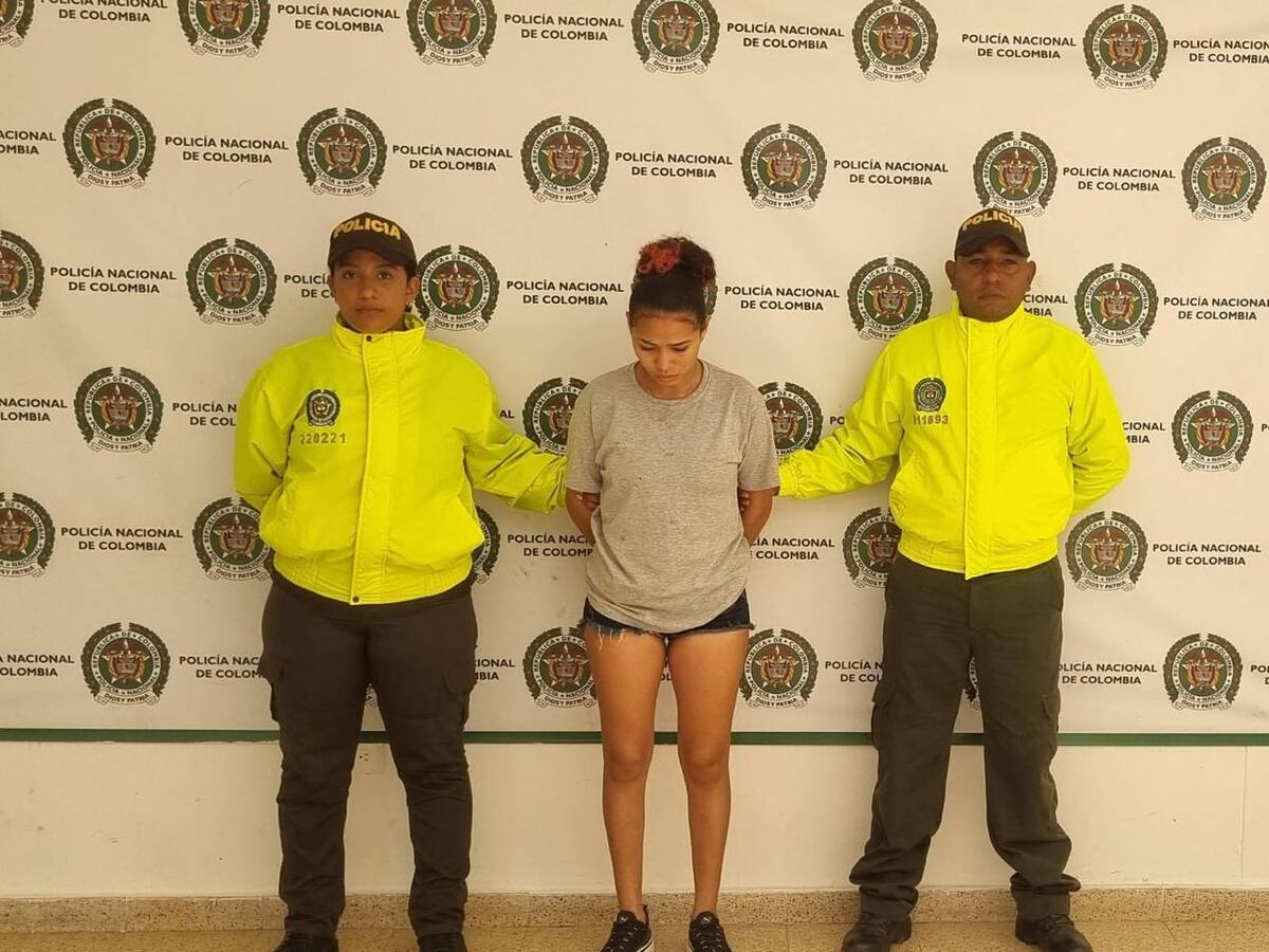 ‘La Mona’, integrante del ‘Clan del Golfo’, fue capturada en vía pública de Barranquilla