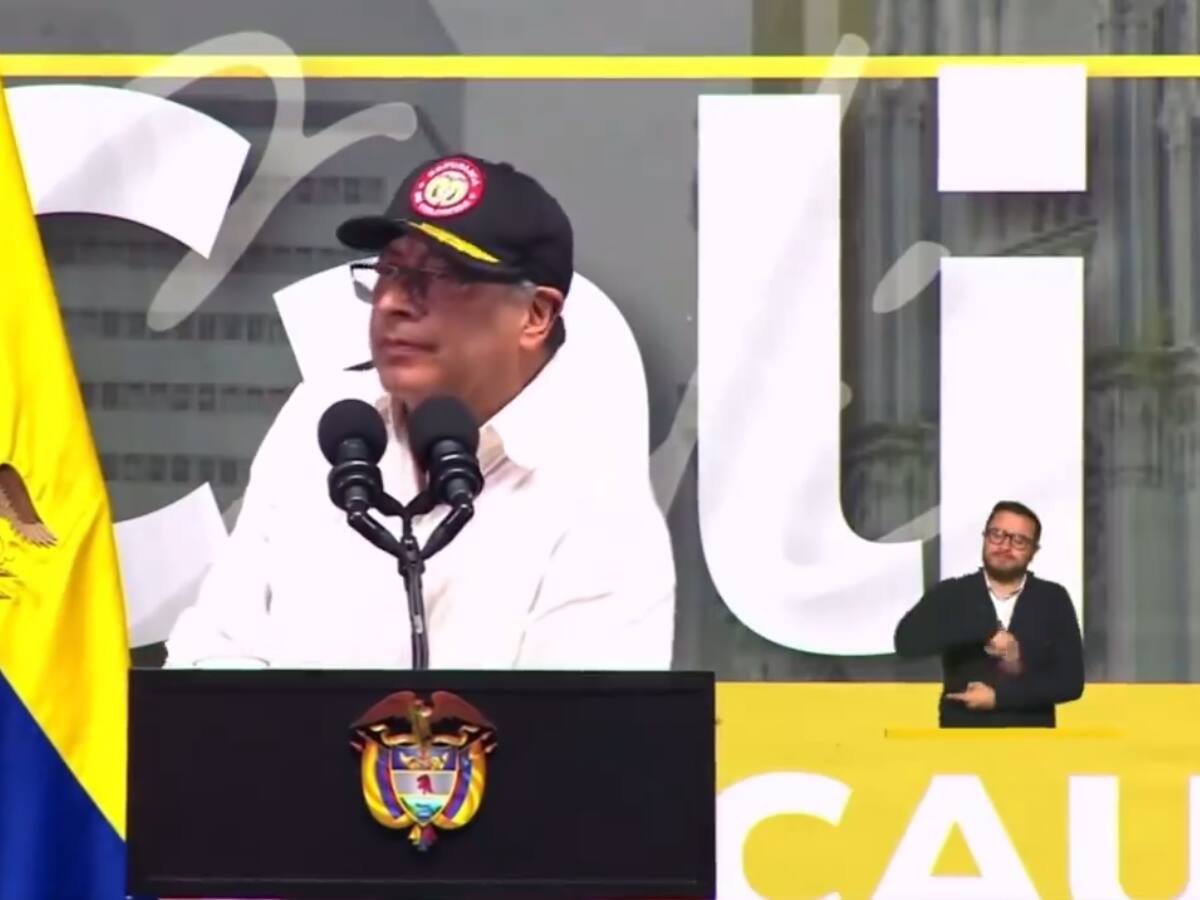 El Estado de Colombia no quiere cumplir el acuerdo de paz: Petro