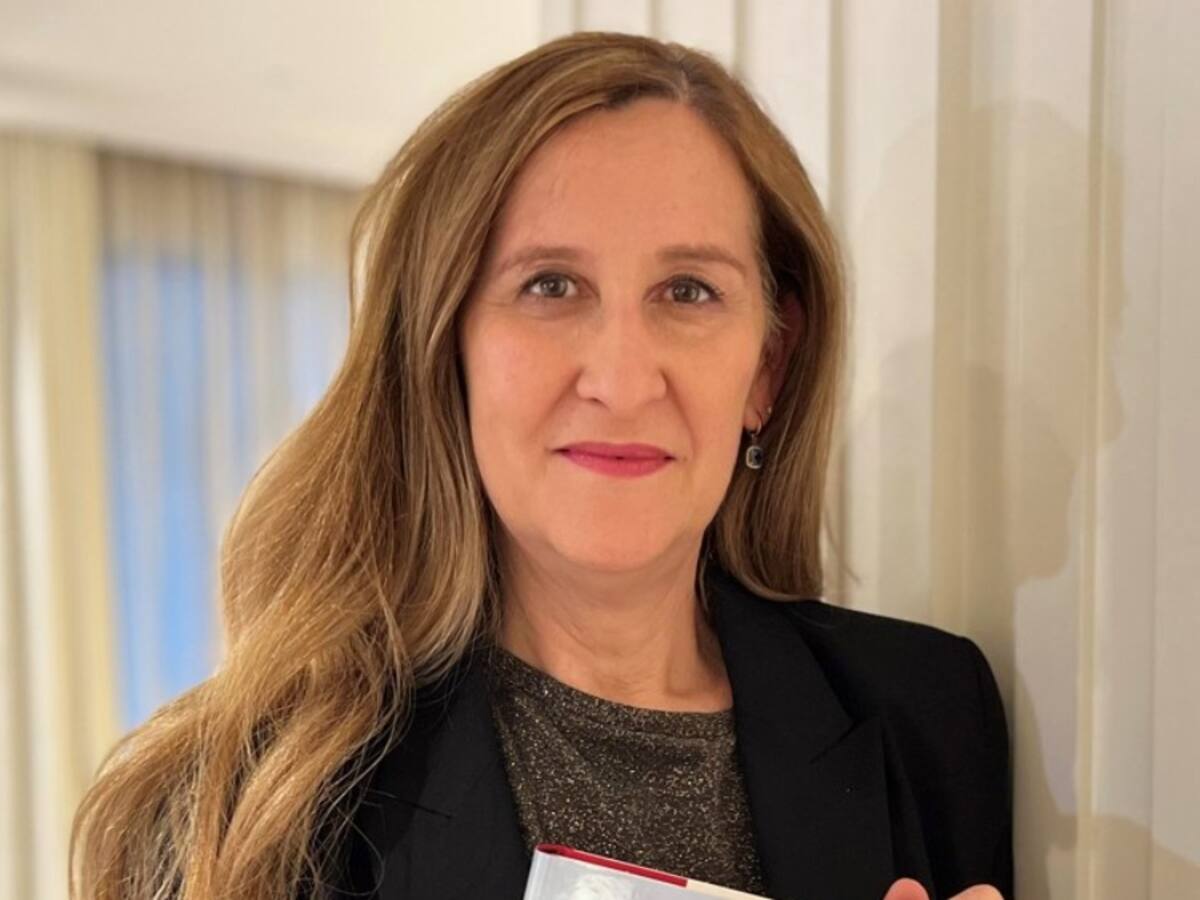 Es sobre esperanza y amor: Luz Gabás sobre novela que le dio el Premio Planeta 2022