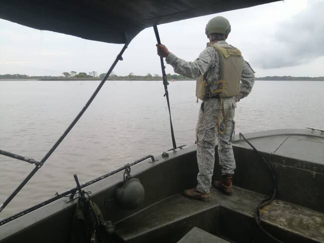 La búsqueda se realiza con dos buques del Batallón Fluvial de Infantería de Marina No.17. Crédito : Cortesía.