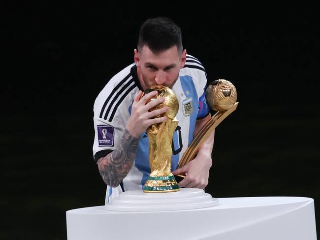 Lionel Messi de Argentina y la Copa Mundial de la FIFA. FOTO: Zhizhao Wu/Getty Images
