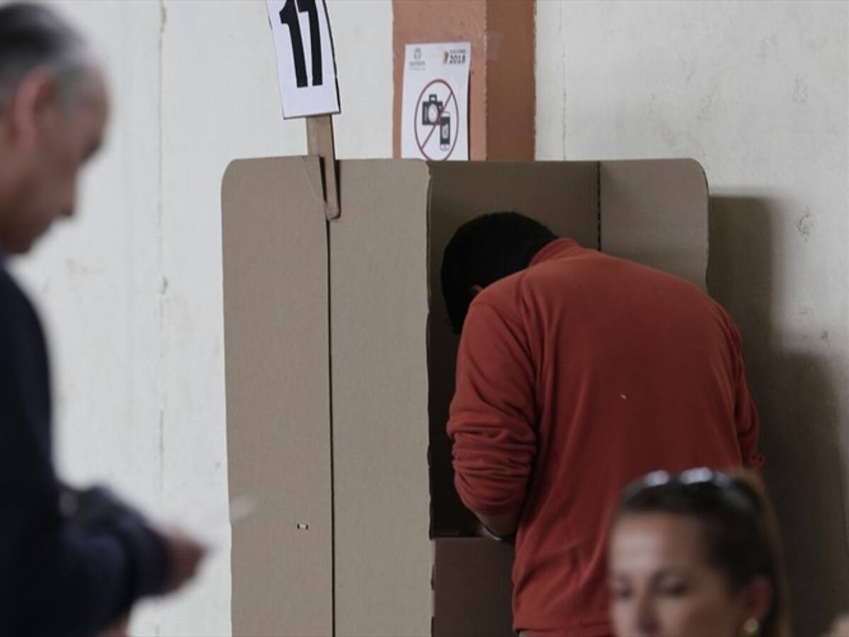 Debate por iniciativa para implementar papeleta por la paz