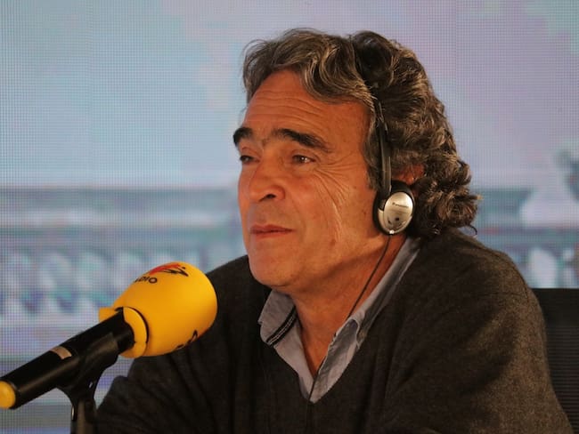 Sergio Fajardo sobre alianzas: “no se dejen meter ese cuento, no nos vamos a juntar, vamos hasta el final”