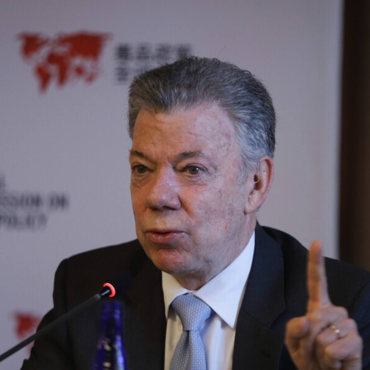 “Cese al fuego fue un error”: dura crítica de Juan Manuel Santos a la paz total de Petro