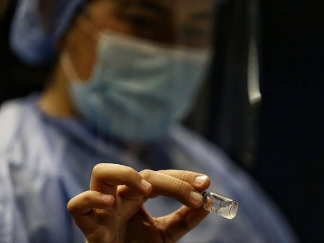 Con una denuncia penal solicitan a la Fiscalía investigar posible venta de vacunas. Foto: Colprensa