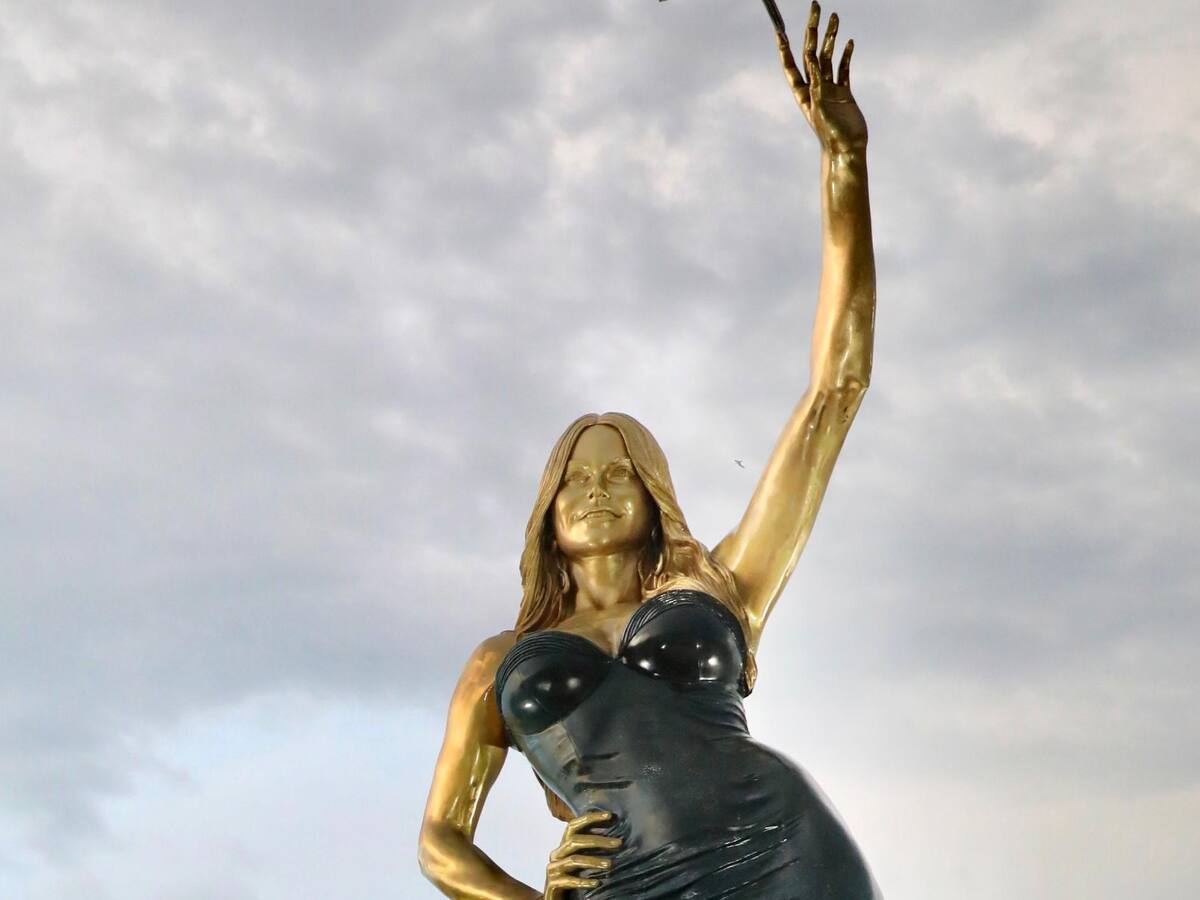 Barranquilla celebró el cumpleaños de Sofía Vergara con una estatua monumental