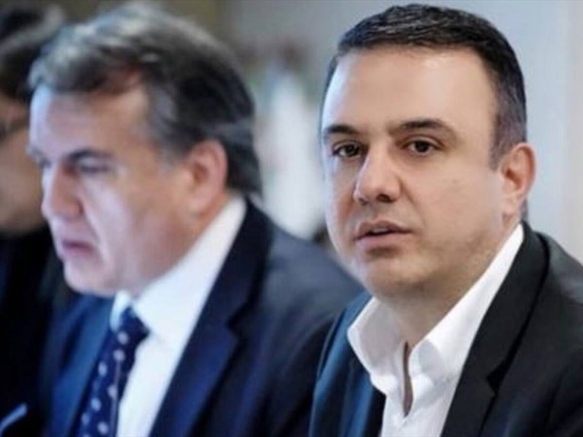 Fiscalía escucha en interrogatorio a Edwin Besaile