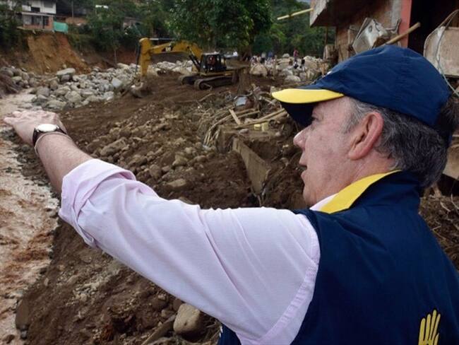 El presidente Juan Manuel Santos informó que el ministro de Defensa, Luis Carlos Villegas, será el nuevo gerente de la recuperación de Mocoa. Foto: Agencia EFE/Presidencia