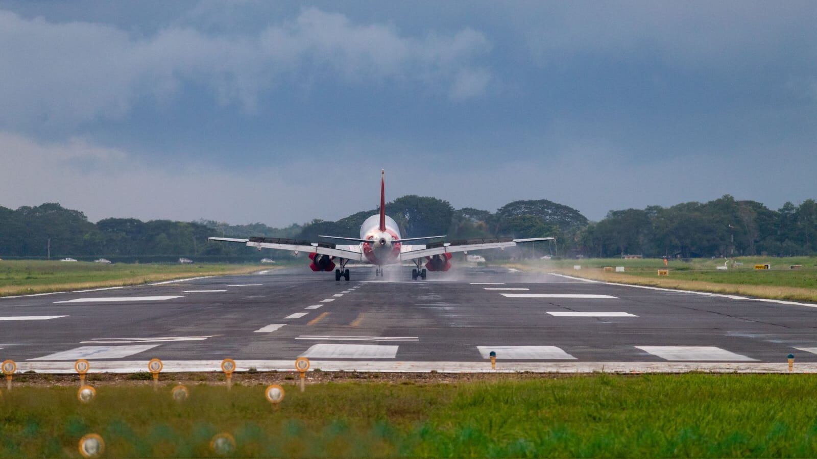 No tenemos afectaciones operacionales por combustible: gerente de aeropuerto en Montería. Foto: @AeropuertoMTR (referencia).