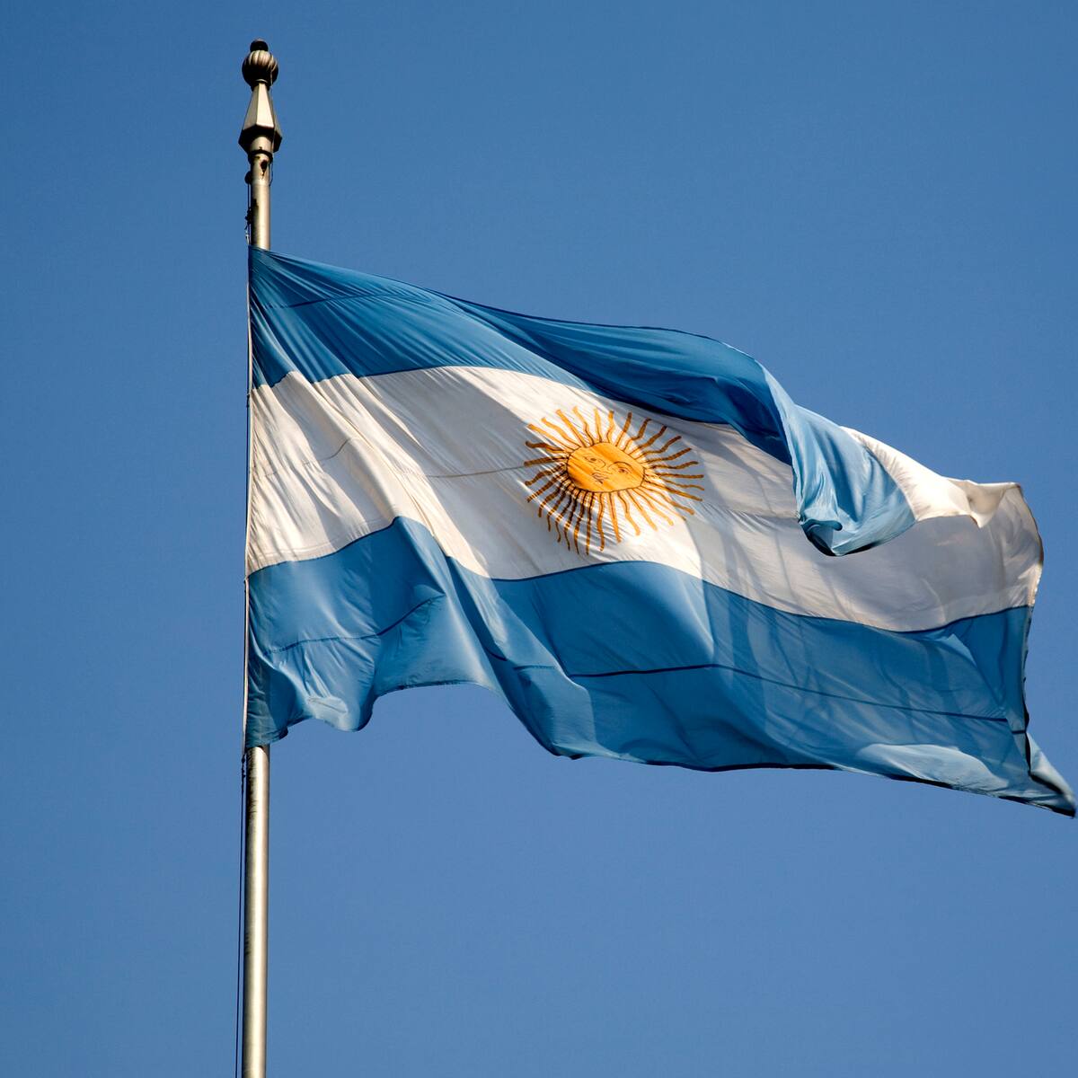 Exconsejero para las Comunicaciones de Petro tendrá funciones de cónsul en Argentina