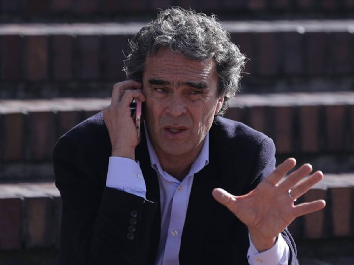 La frase que tiene con los pelos de punta a Sergio Fajardo