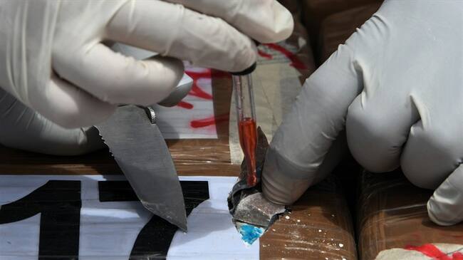Fueron hallados 12,289 kilos de clorhidrato de cocaína, cinco proveedores y 58 cartuchos calibre 9 milímetros. Foto: Getty Images