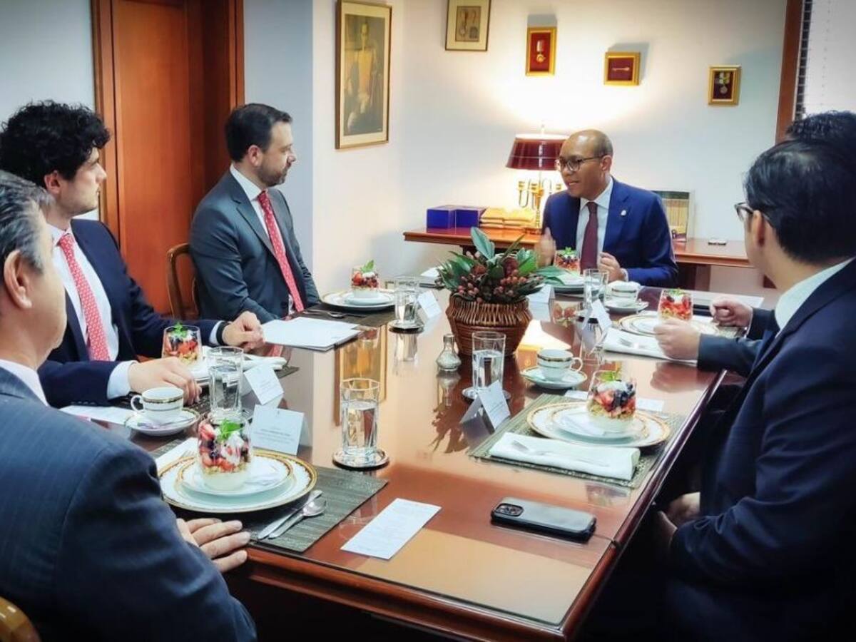 Alcalde de Bogotá se reúne con presidentes de las altas Cortes