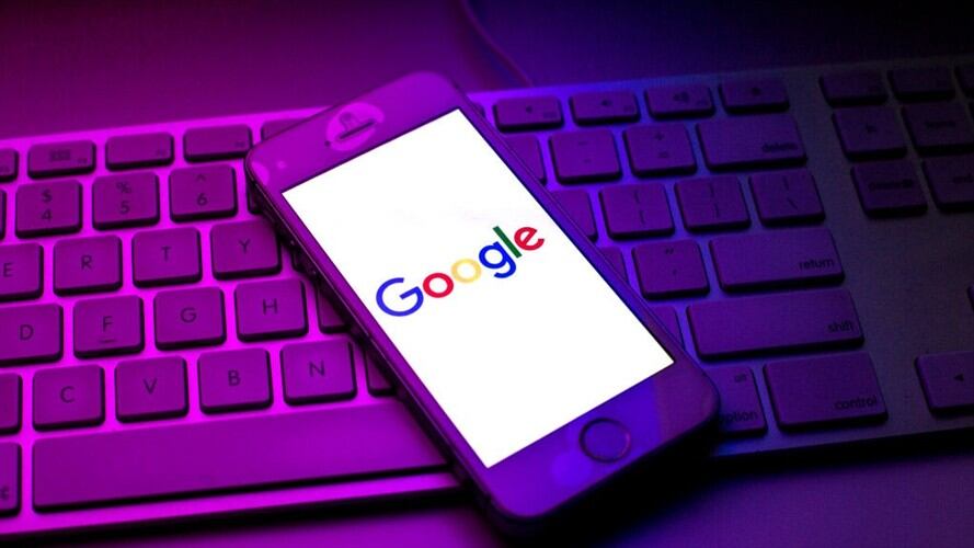 Le explicamos qué es la verificación en dos pasos de Google y cómo puede activarla.. Foto: Thiago Prudencio/SOPA Images/LightRocket via Getty Images