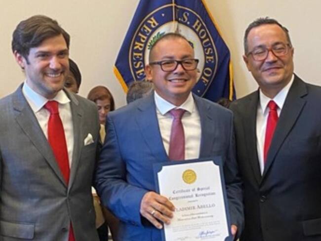 Empresario colombiano ha recibido 2 veces importante reconocimiento en Congreso de EE.UU.