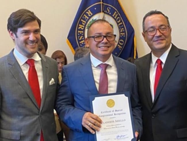 Empresario colombiano ha recibido 2 veces importante reconocimiento en Congreso de EE.UU.
