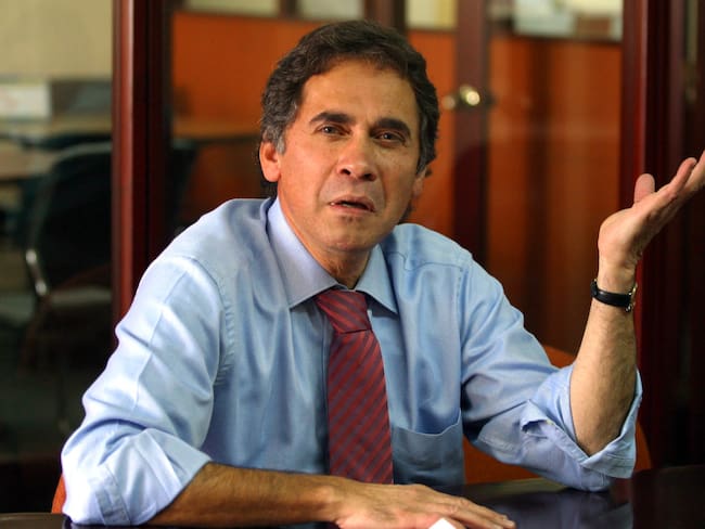 “Carlos Moreno de Caro no tiene injerencia en Universitaria de Colombia”, dice el rector