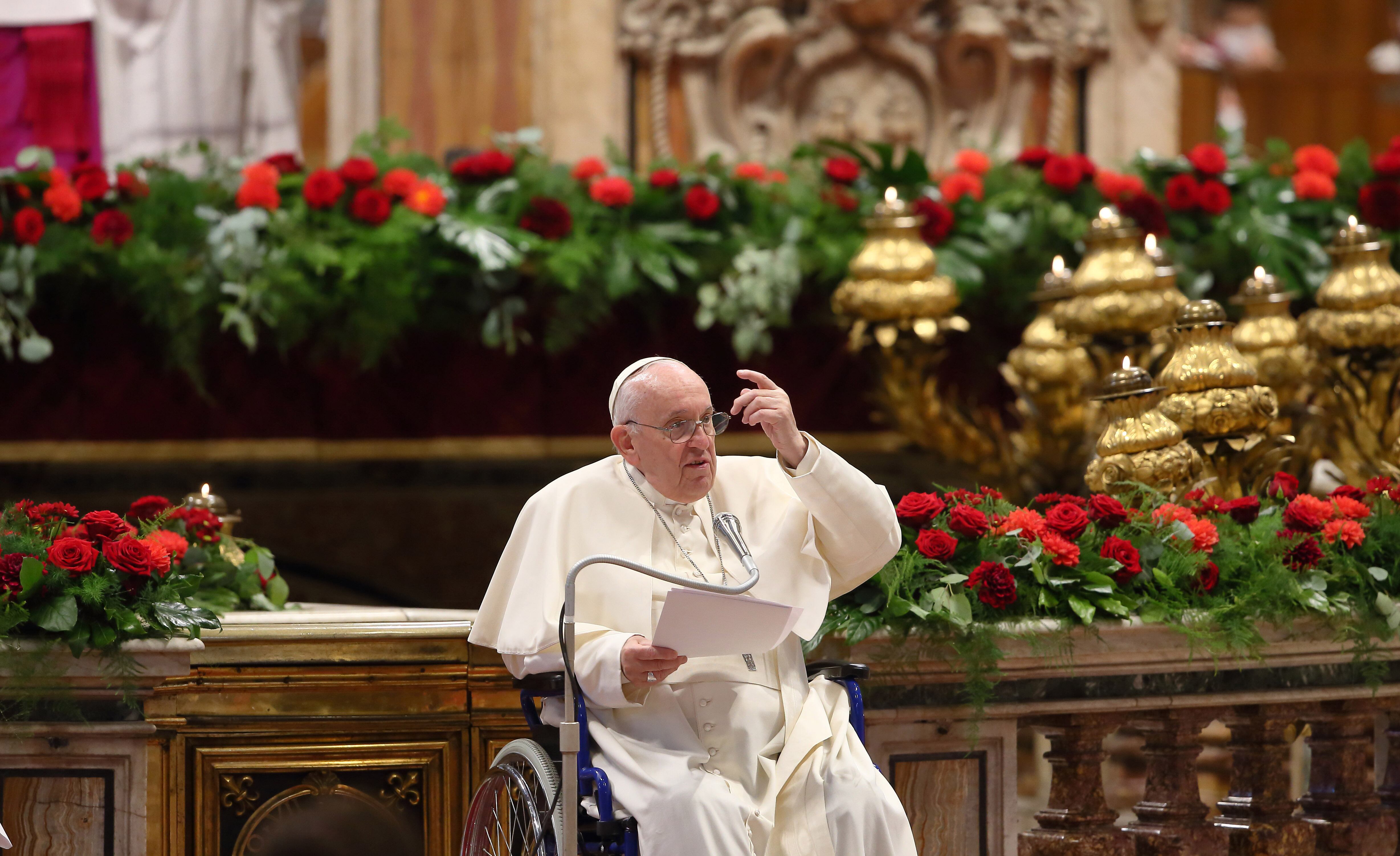 Pope Francis delivers his homily during the Pentecost Mass celebrated by Cardinal Giovanni Battista Re, Dean of the College of Cardinals, in St. Peter's Basilica. Vatican City (Vatican), June 5th, 2022 Photo by Grzegorz Galazka/Archivio Grzegorz Galazka/Mondadori Portfolio via Getty Images)