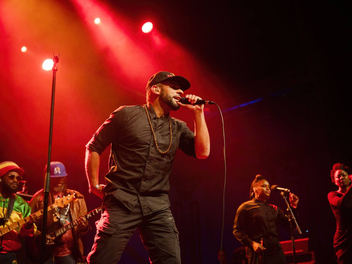 “Tenemos la misión de esparcir esta música de amor”: Mitchel Brunings, vocalista de The Wailers