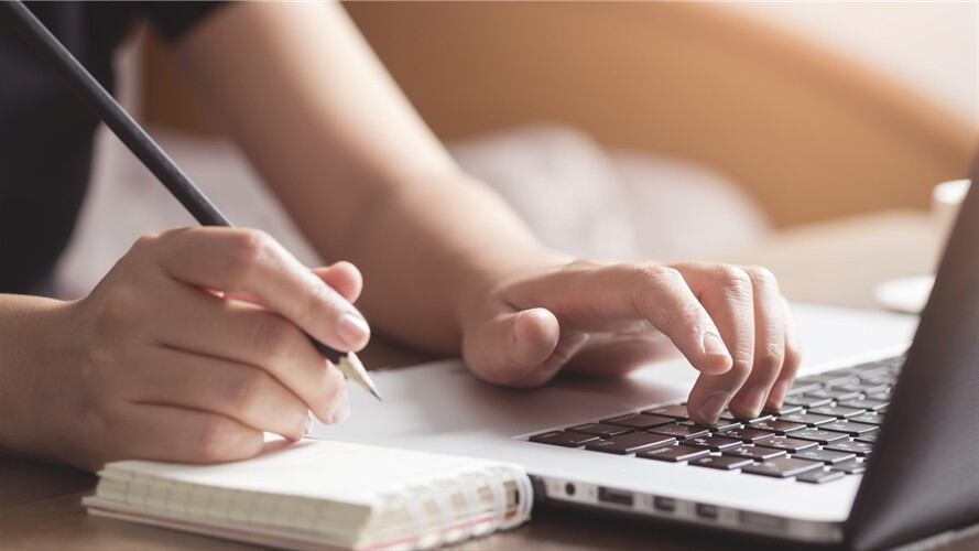 Denuncian infierno laboral en El Colombiano. Foto: Getty Images