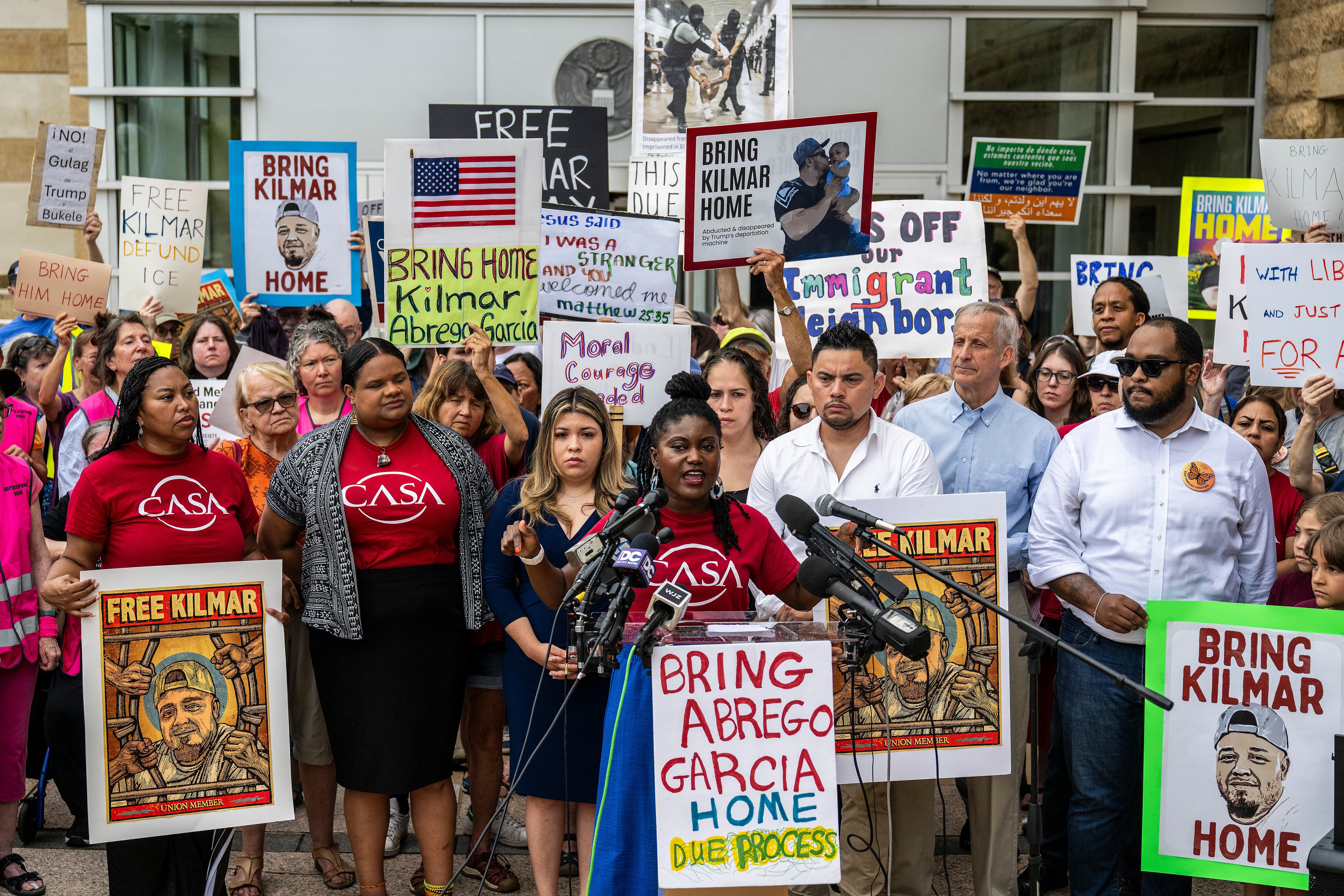 Protestas piden la liberación del ciudadano salvadoreño,Ábrego García. FOTO:  JIM WATSON/AFP via Getty Images