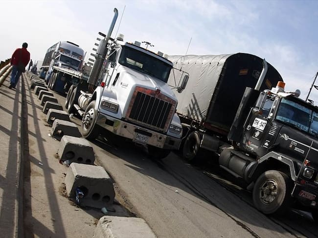 Camioneros esperan retomar envíos de carga y operaciones comerciales con Venezuela. Foto: Colprensa