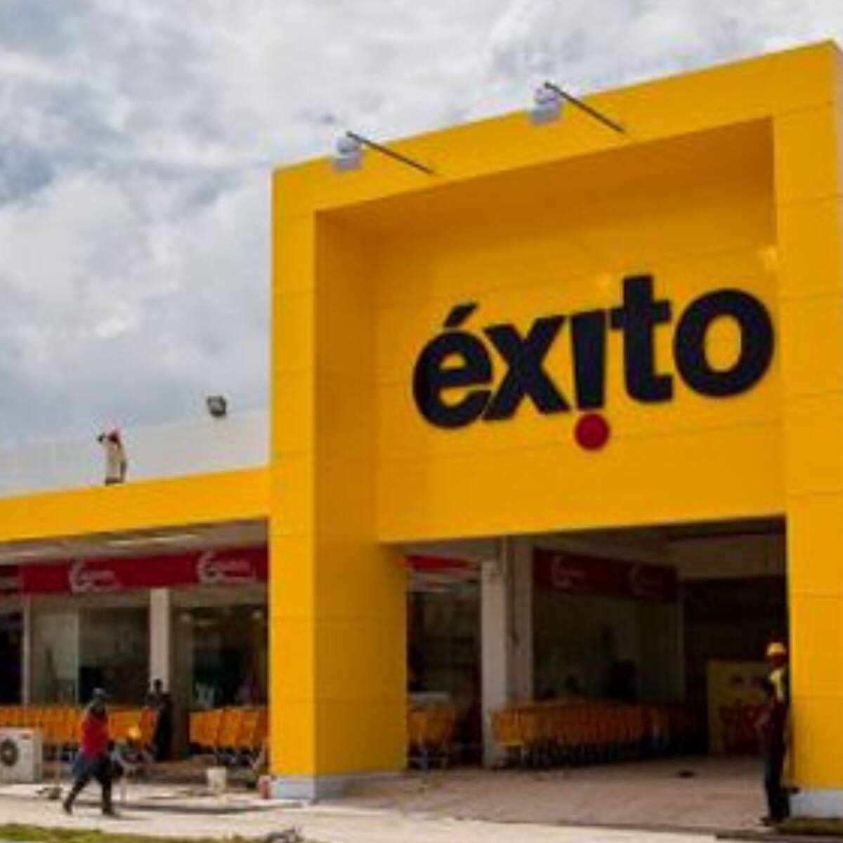 Superfinanciera aprobó transferencia de acciones de Grupo Éxito