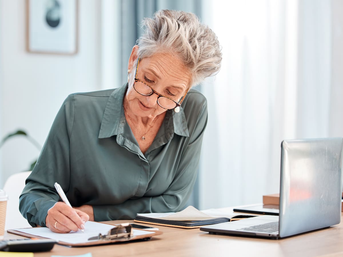 ¿Cuál es la edad de retiro forzoso para funcionarios públicos en Colombia? Caso que aplica