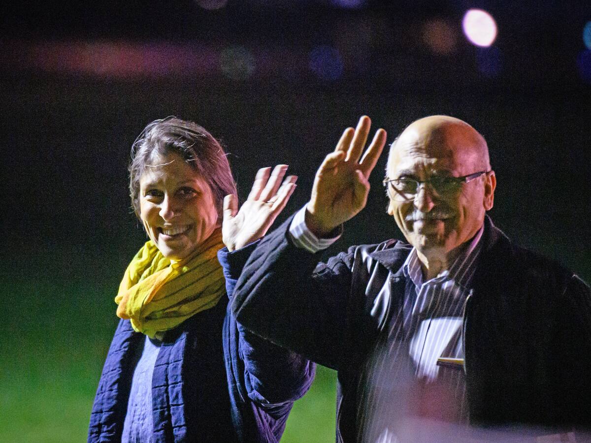 Ciudadanos británico iraníes acusados de espionaje en Teherán ya están en Reino Unido