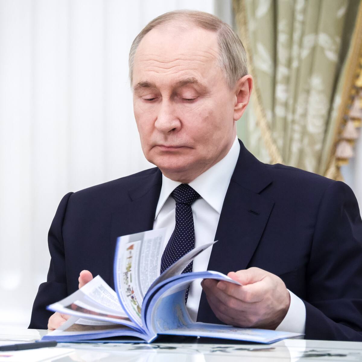 Putin aceptó reunirse la próxima semana con Trump para mitigar su ira por la guerra