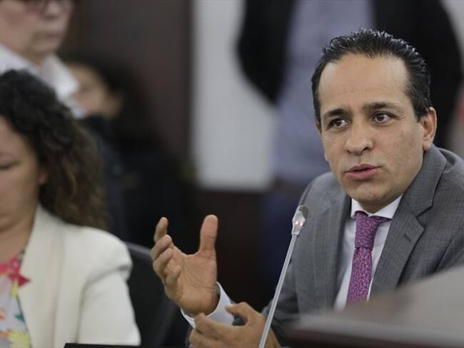 Si algo me pasa a mí o a mi familia, responsabilizo al Gobierno: Alexander López