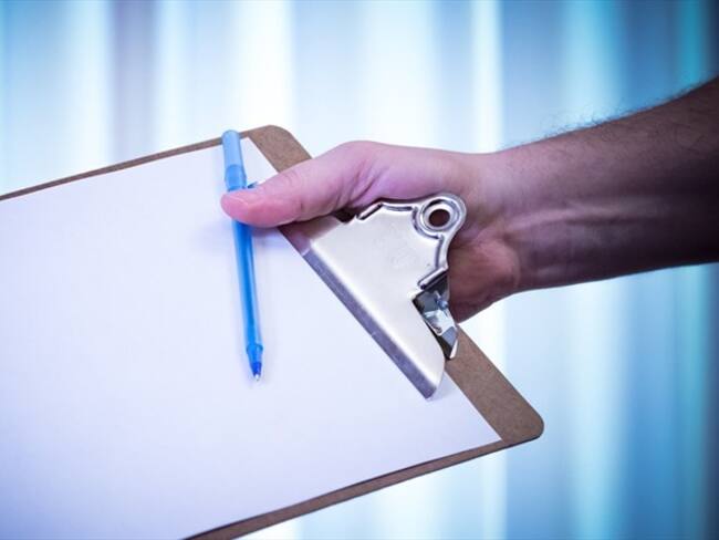 ¿Es el momento de recoger firmas en pandemia?. Foto: Getty Images / BENJAMIN CLAPP