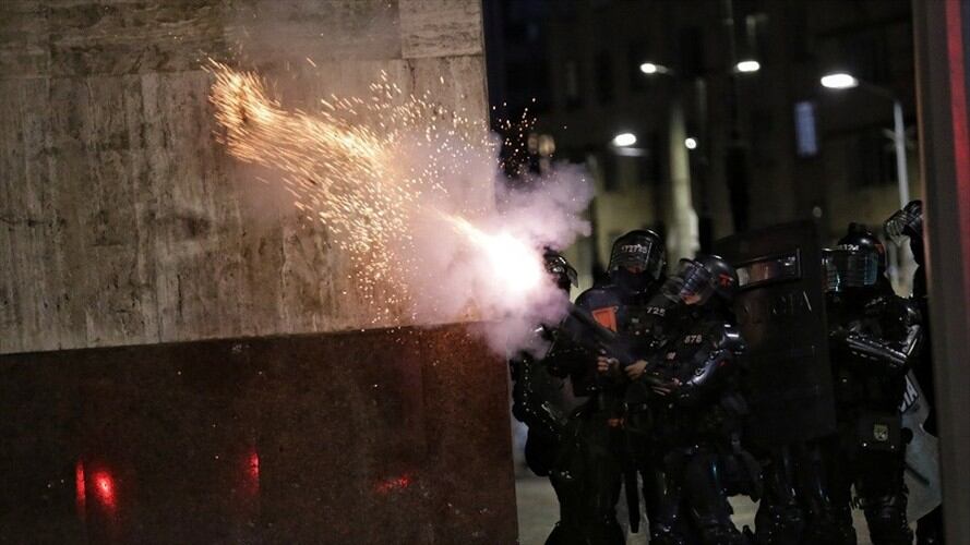Esmad durante protestas el 21 de septiembre en Bogotá. Foto: Colprensa.