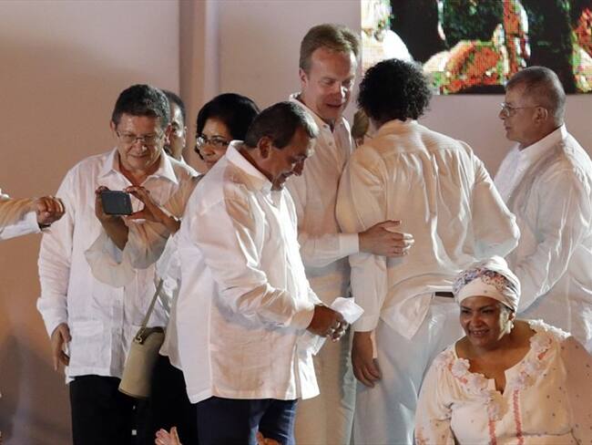 El máximo líder de las Farc, Rodrigo Londoño Echeverri (i), e integrantes del secretariado de las Farc. Foto: Agencia EFE/Ricardo Maldonado