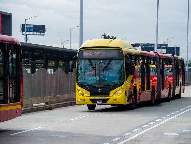 Imagen de un bus de TransMilenio. Foto: Getty Images
