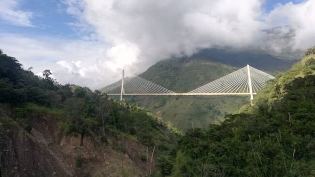 Édgar Ortiz, gerente del Fondo de Adaptación, dijo que la entidad no está obstruyendo la prueba de carga del puente Hisgaura. Foto: Cristian Medina