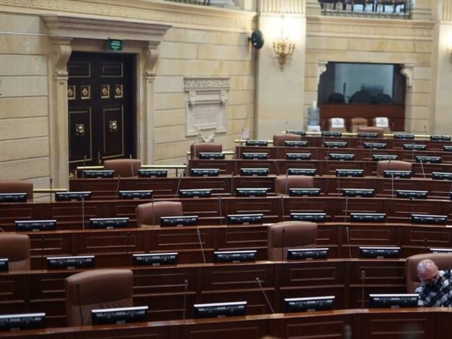 13 representantes le enviaron una carta al Presidente del Partido exigiéndole enviar el nombre de Elizabeth Martínez a Palacio.. Foto: Colprensa