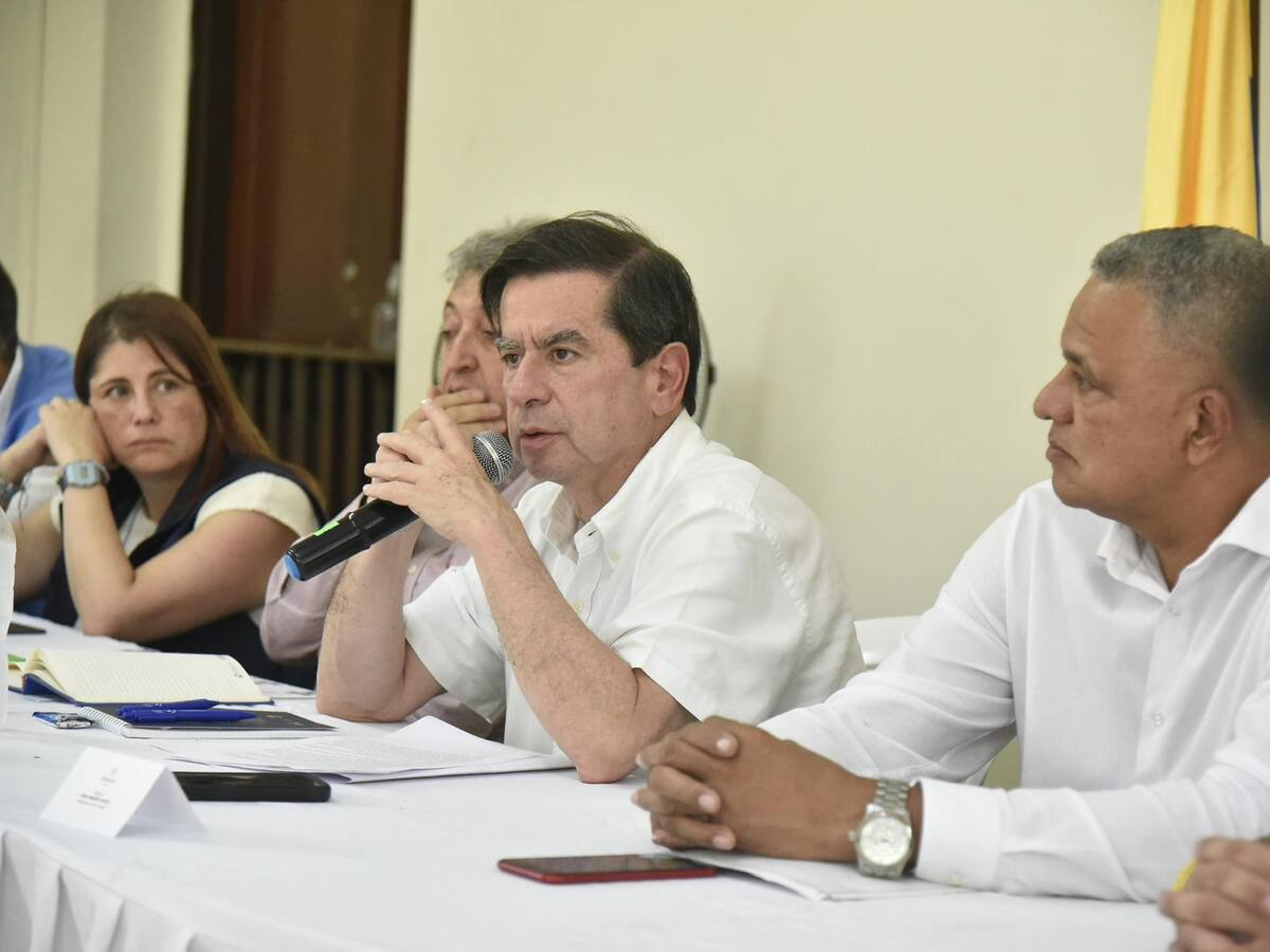 Ministro del Interior pidió avances para desmantelar grupos criminales en el país