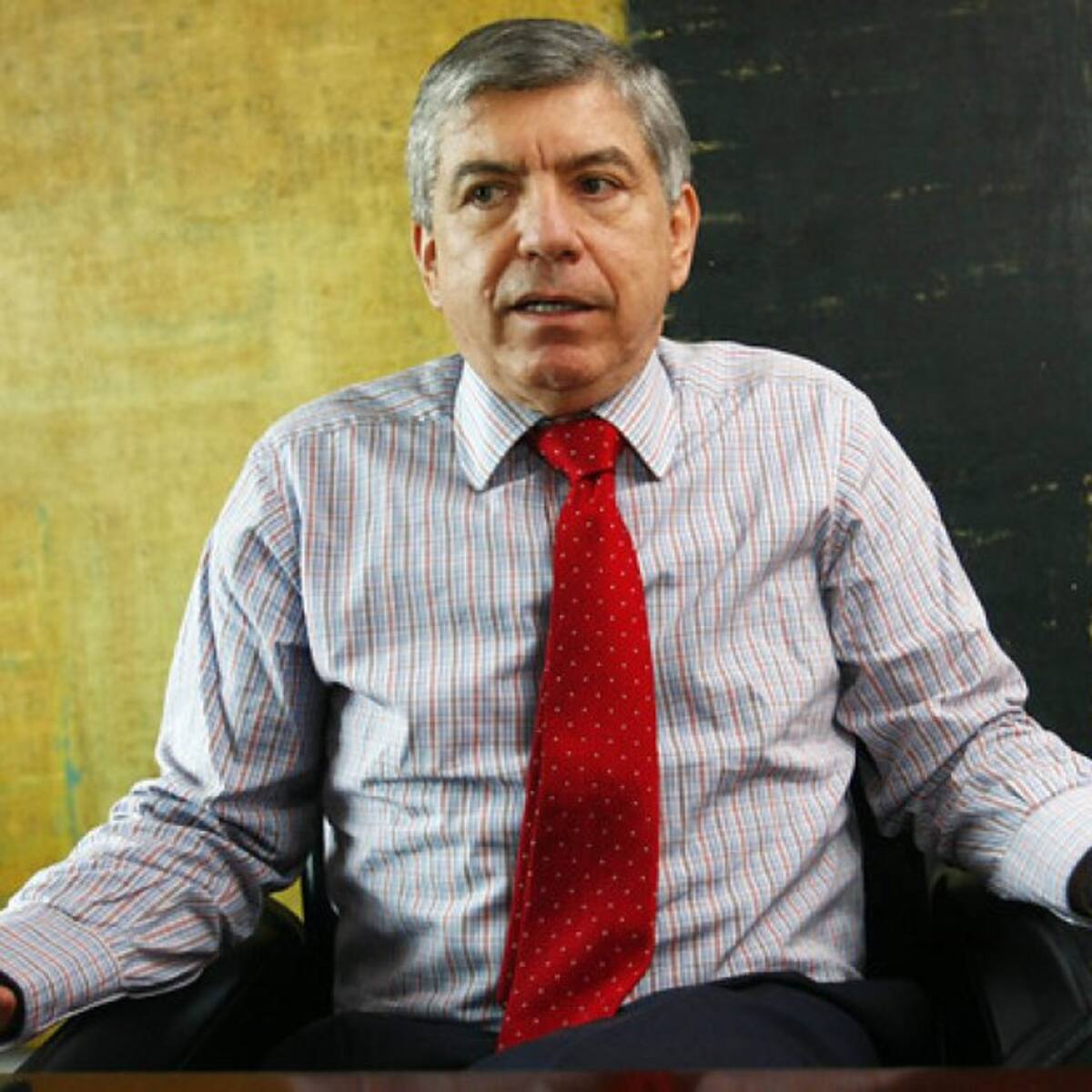 18 liberales protestan contra César Gaviria por órdenes sobre reforma a la salud
