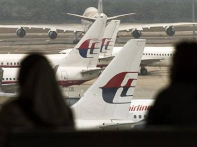 ¿Qué cree que pasó con el avión de Malasia Airlines?