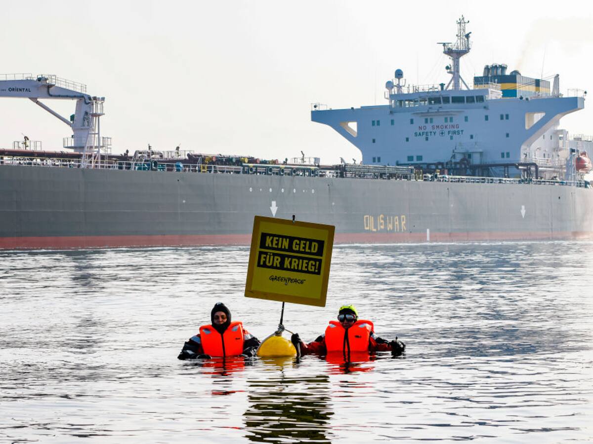 Greenpeace bloqueó suministro de petróleo ruso frente a costas de Dinamarca