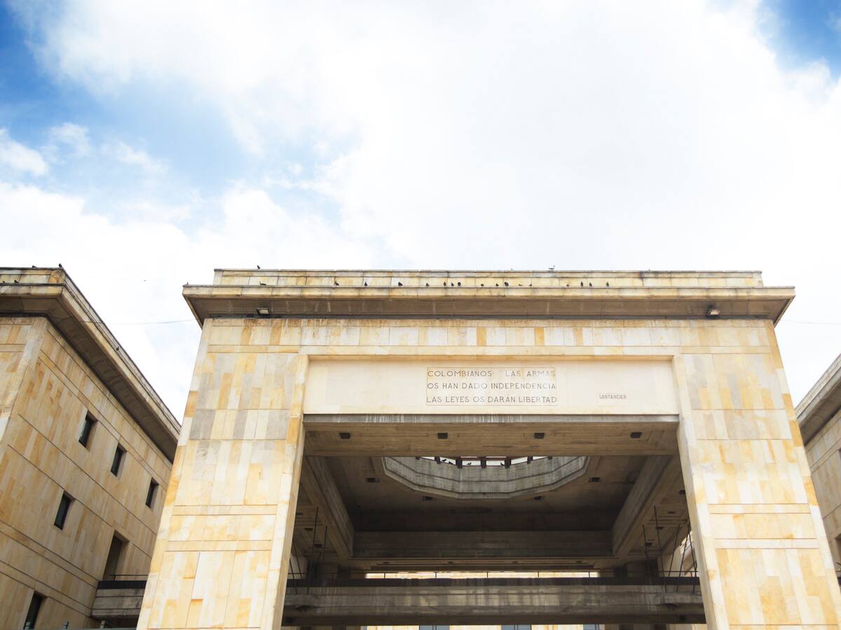 Reserva de fuerza pública rechaza texto de la nueva placa sobre la toma del Palacio de Justicia