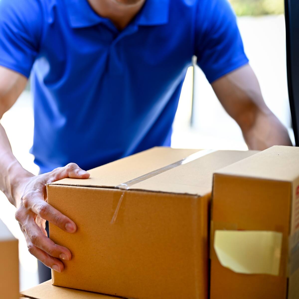 Hay sensación de favorecimiento a 4-72: empresas de encomienda por represamiento en aduana