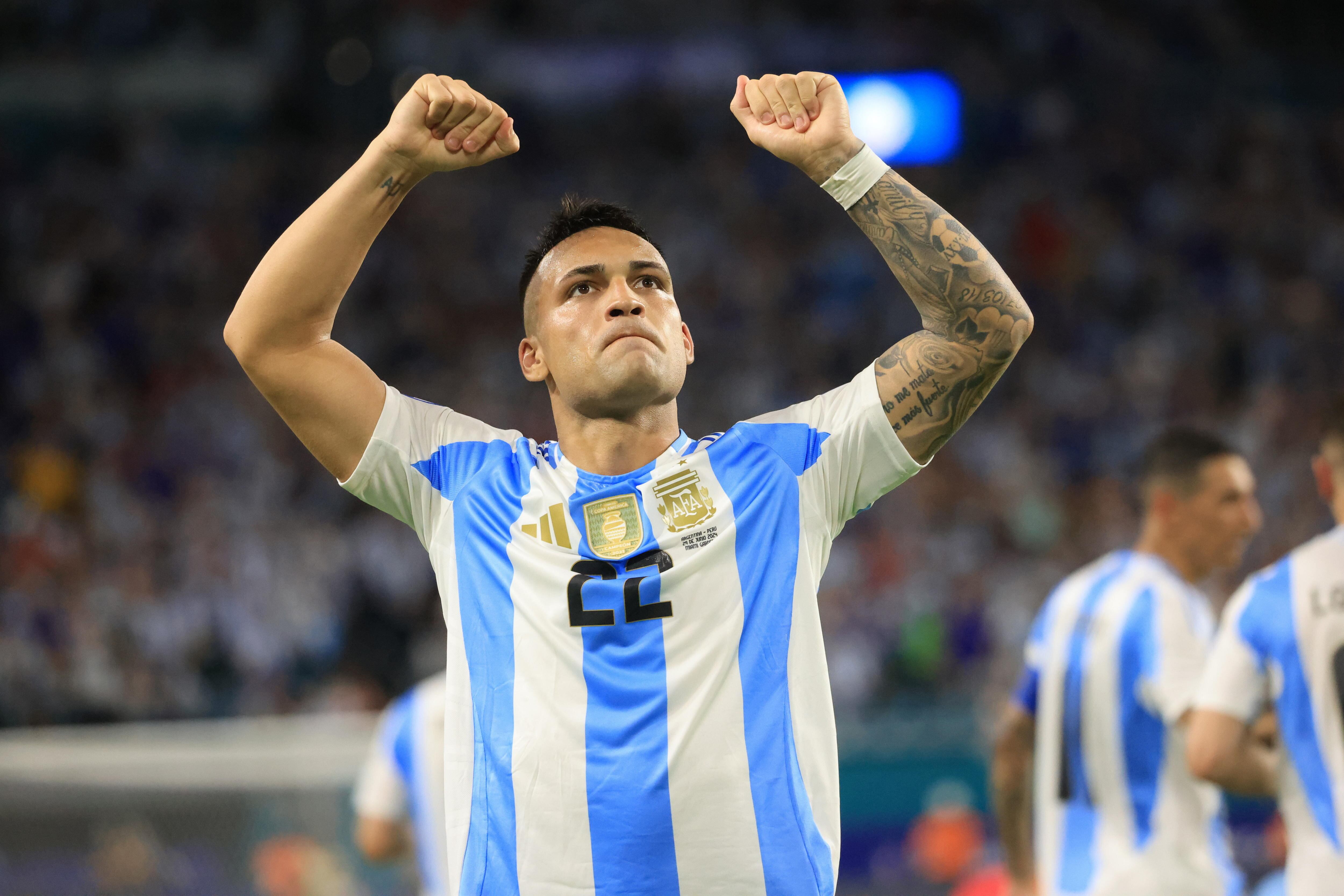 Miami (United States), 08/05/2023.- Lautaro Martinez of Argentina reacts after scoring against Peru during a CONMEBOL Copa America 2024 group A match in Miami, Florida, USA, 29 June 2024. EFE/EPA/CRISTOBAL HERRERA-ULASHKEVICH