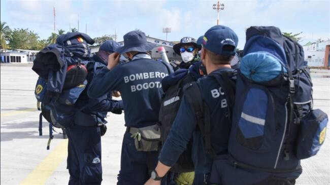 Labores humanitarias en San Andrés y Providencia. Foto: Bomberos de Bogotá