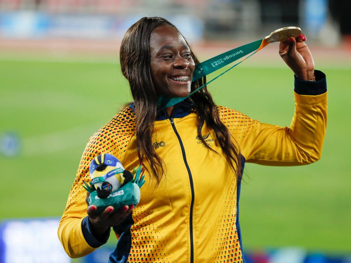 Colombiana Flor Ruiz conquista oro en lanzamiento de jabalina de Santiago-2023