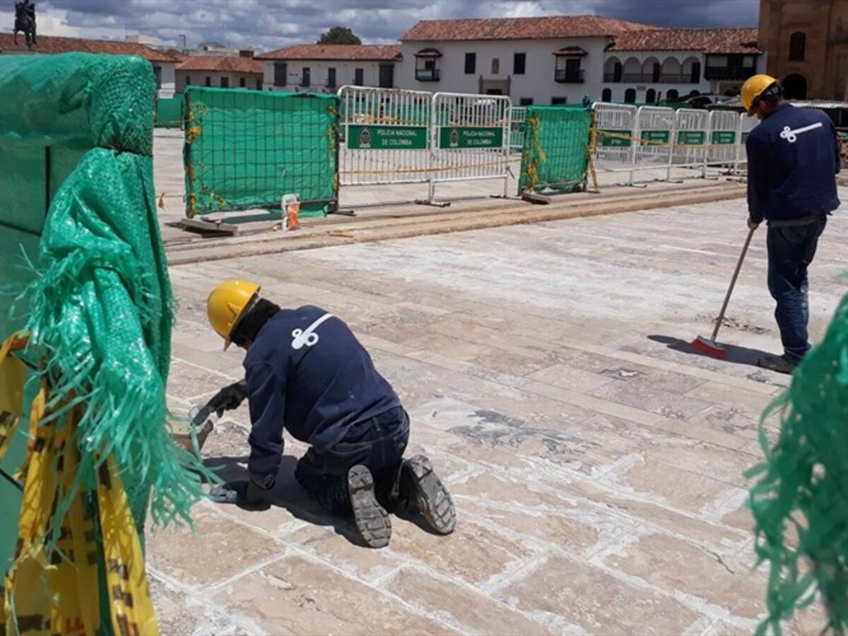 Razones para aplazar entrega de obras de plaza de Bolívar de Tunja