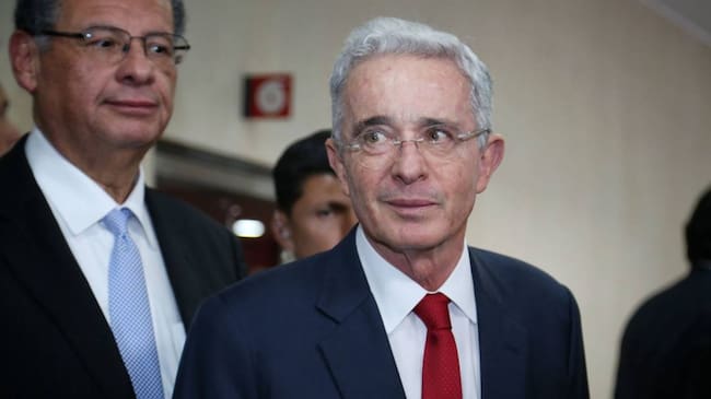 Álvaro Uribe Vélez.