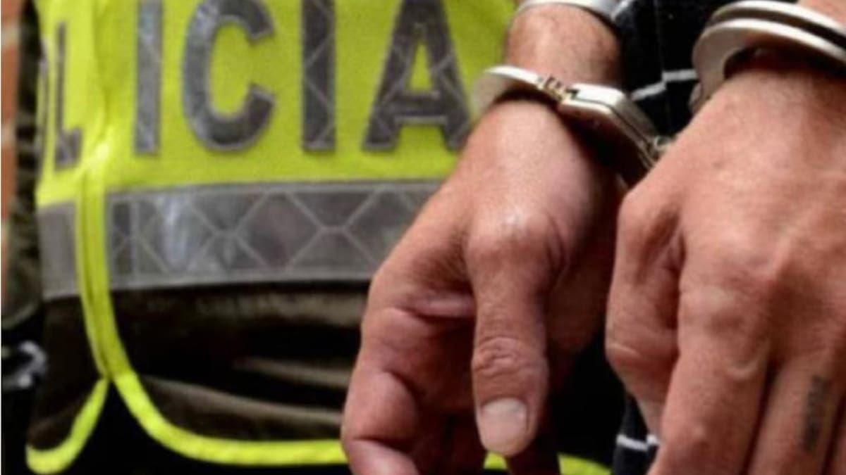 Video: Habla mujer esposada junto a sus hijos en Cartagena al reclamar liquidación