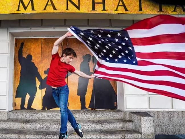 Thayne Jasperson, el actor que triunfa en Broadway a pesar de los prejuicios